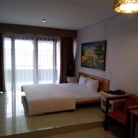 Khach San Thuong Mai Hotell Yen Thinh Eksteriør bilde